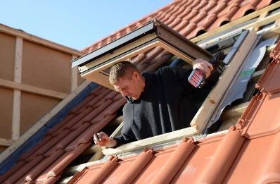 Pose de fenêtres de toit Velux à Samson